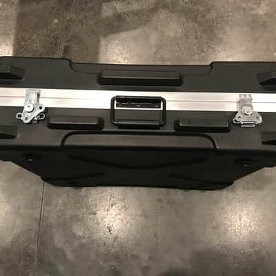 Soundcraft Si Expression 2 24-Channel Digital Mixer (with case) image 6