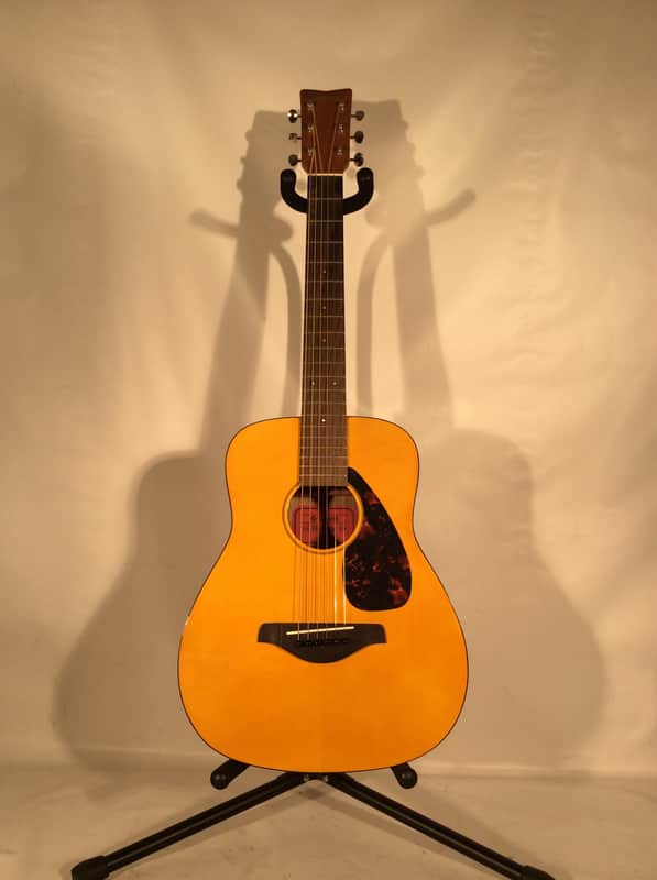 Yamaha JR2 3/4 Scale Student Guitar Natural imagen 2