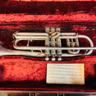 C.G. Conn Cornet 1900’s - Silver patina image 1