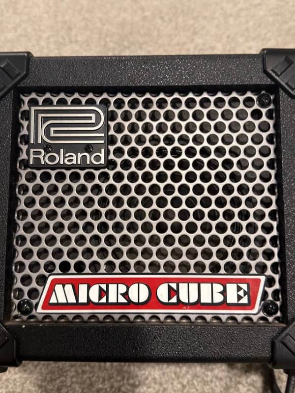 Roland Micro Cube 2-Watt 1x5" Guitar Combo