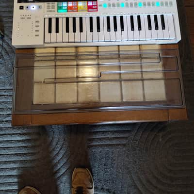 Arturia KeyStep Pro 37-Key MIDI Controller 2020 - Present - White image 2