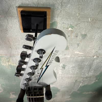1987 G&L Invader HSS Electric Guitar w/OHSC #G016944 - White image 11