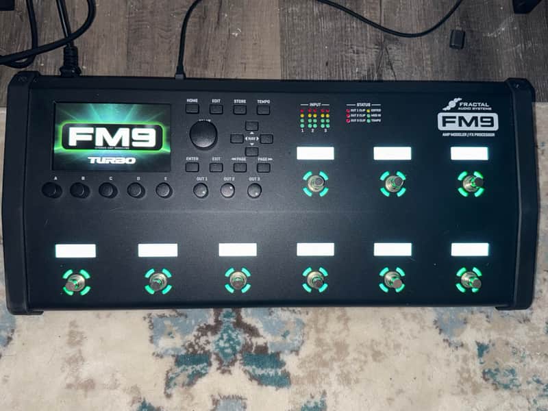 Like New - Fractal Audio FM9 Turbo Amp Modeler / FX Processor Bild 1