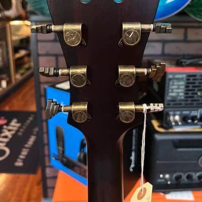 D'Angelico Premier Gramercy Grand Auditorium 2024 - Present - Caramel Burst image 5