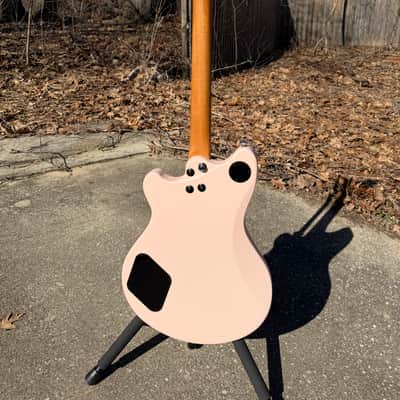 EVH SA-126 Special 2025 - Present - Satin Shell Pink image 4