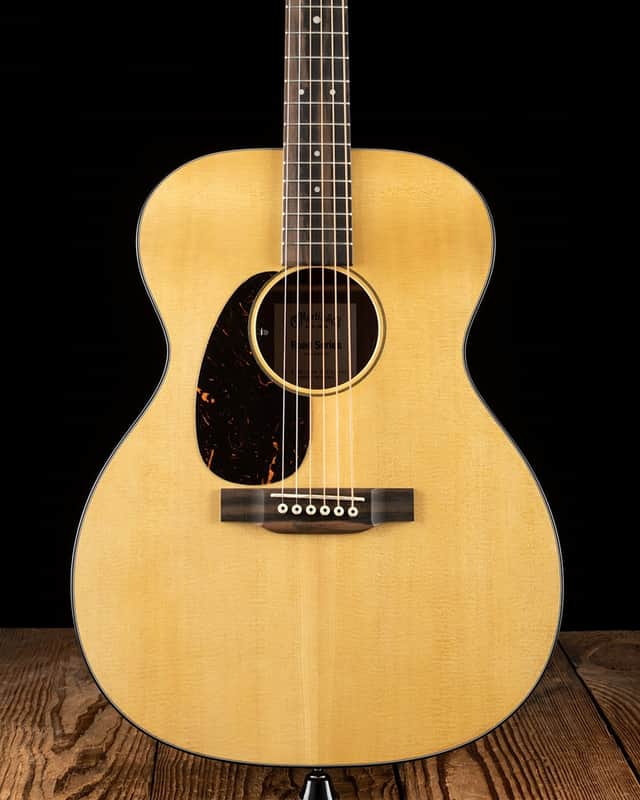 Martin 000-10E
