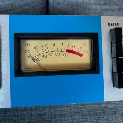 Hairball Audio The Blue Stripe Rev A – 1176 – FET compressor with Active Link 2000s - Silver image 5