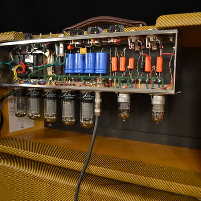 Victoria Double Deluxe 30 or 40 Watts 4-6v6 Tweed 5E3 Type Circuit image 2