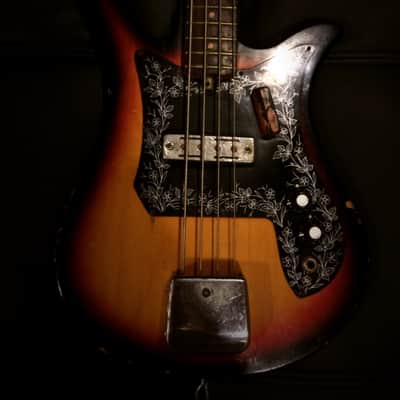 Super RARE 1965 Teisco Eb110 (tulip bass) MIJ image 2