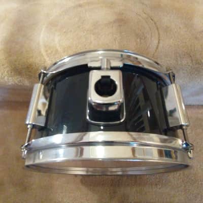 Unknown Two matching 10 and 12-in diameter shallow mounted toms gloss black excellent condition! image 16