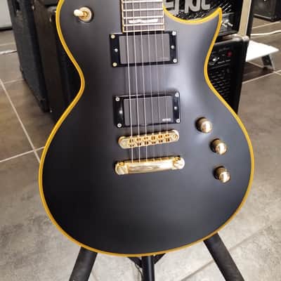 ESP LTD EC-1000 - Vintage Black EMG image 2