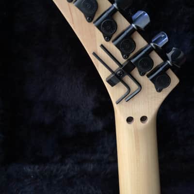 Kramer 86 Baretta certified signed by EVH image 6