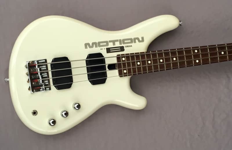 Yamaha Yamaha MB-II Motion B Bass In Pearl White Rare With Deluxe