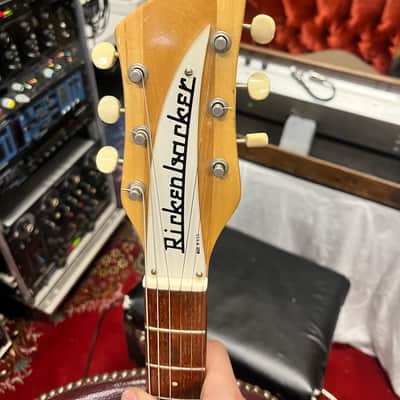 Rickenbacker 425 6 String Electric Guitar w/ Factory Vibrato 1966 - Natural image 9