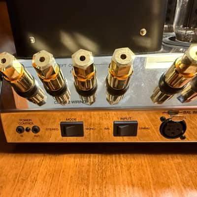 McIntosh MC275 MK VI 75-Watt Stereo Tube Power Amplifier 1961 - 1971 - Silver image 4