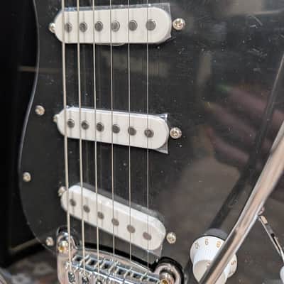 G&L Tribute Series Legacy with Maple Fretboard 2026 - Gloss Black image 8