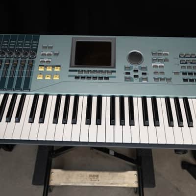 Yamaha Motif XS 7 Production Synthesizer 2000s - Gray image 6