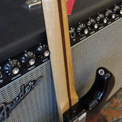 Fender American Vintage '70s Stratocaster 3 tone sunburst Rosewood Fretboard 2005 (Video attached) image 14