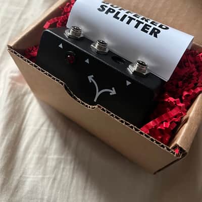 JHS Buffered Splitter V2 2018 - Present - Black image 1