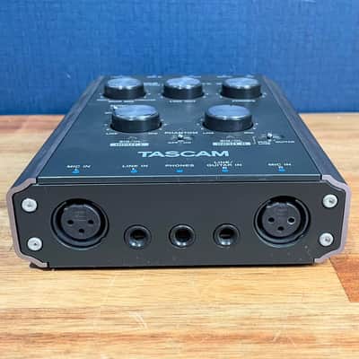 TASCAM US-144 MKII USB Audio Interface - Black image 4