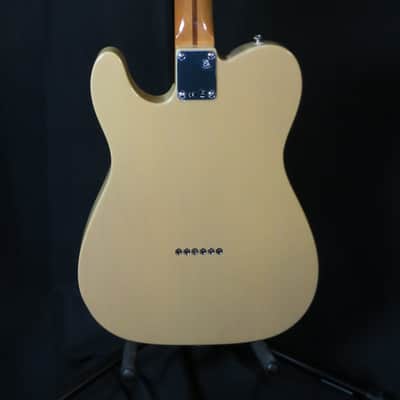 Fender Nocaster Vintera II 50s Maple Fretboard Blackguard Blonde image 3