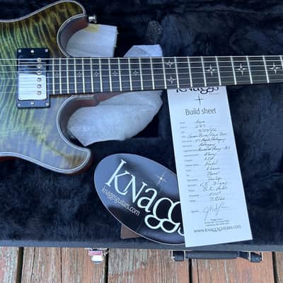 Knaggs Keya 2022 - Green Burst image 12
