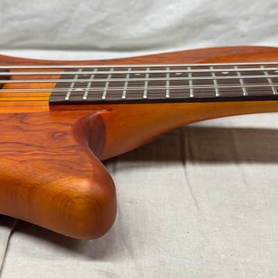 Schecter Diamond Series Studio-8 8-string Bass with Case 2017 image 18