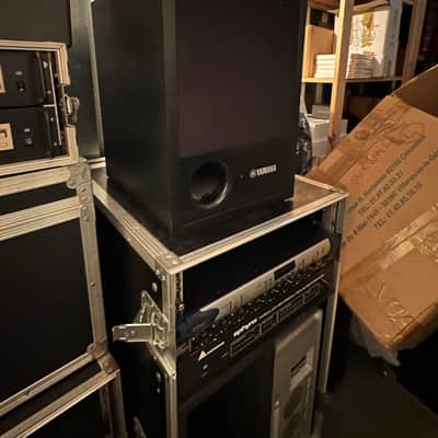 Yamaha SW10 subwoofer image 2