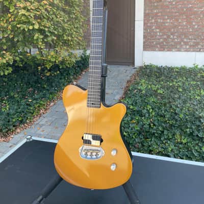 Tao Guitars T-Bucket 2022 - Gold/ Black image 2