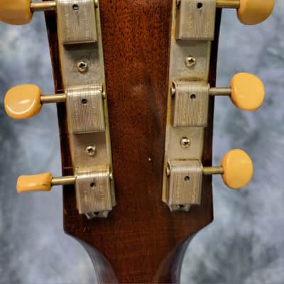 Video Demo Vintage RARE 1965 Gibson J50 Adjustable Bridge Dreadnought Acoustic Guitar New Strings Pro Setup Hard Shell Case image 9