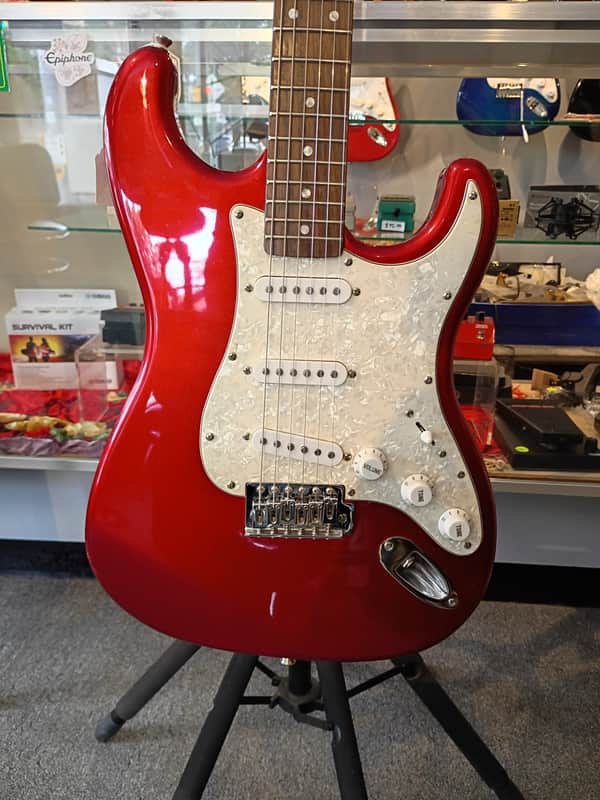 Fender Starcaster 2011 - Red Metal Flake image 1