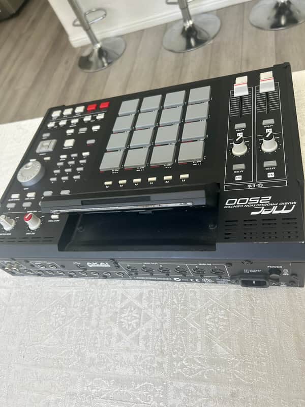 Akai Mpc2500 Mid90s - Black image 1