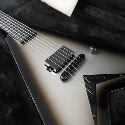 Dean USA Vengeance V Silverburst 6-String Electric Guitar w/ Hard Case (2024) image 7