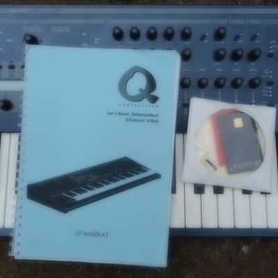 Waldorf Q 61-Key Synthesizer 1999 - 2011 - Blue image 8