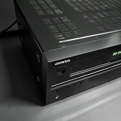 Onkyo TX-NR626 7.2-Channel Wi-Fi/Bluetooth AV Receiver image 2