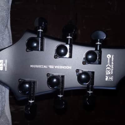 ESP LTD F Black metal Satin Black With ESP Case image 8