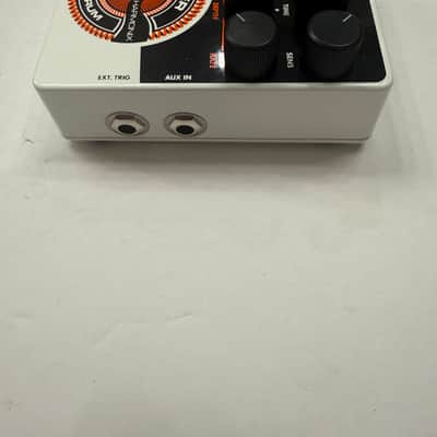 Electro Harmonix Super Space Drum Synthesizer Guitar Effect Pedal + Box & PSU image 6