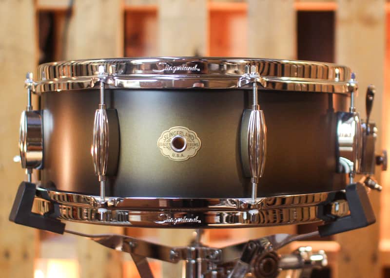 Slingerland 5.5x14 Radio King Artist Black and Gold Lacquer Snare Drum image 1