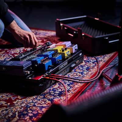 Boss BCB-1000 Heavy Duty Suitcase-Style Guitar Effects Pedal Board image 5