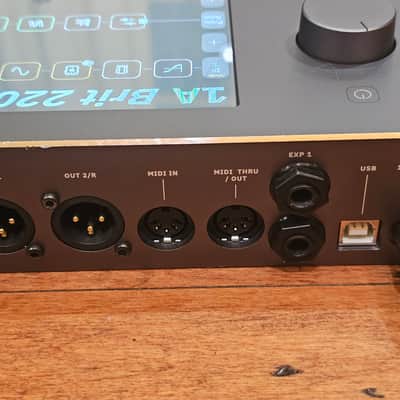 Neural DSP Quad Cortex w/Large Gator Hard Case image 10