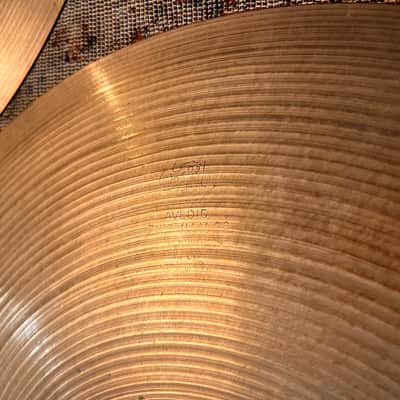 1960s Vintage Zildjian 14” Hihats PAPER THIN 740 780 g AMAZING PAIR! Light Complex Hand Hammered image 5