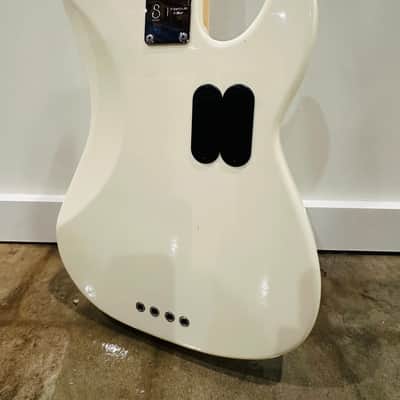Left Handed Sire Marcus Miller P7 with Rosewood Fretboard 2017 - 2019 - Antique White image 8