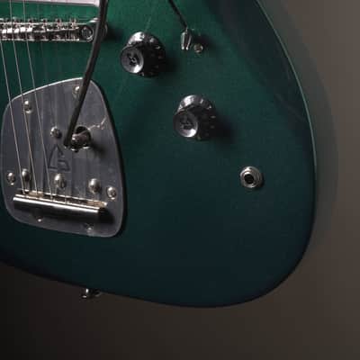 Guild Surfliner Deluxe Electric Guitar - Evergreen Metallic image 8