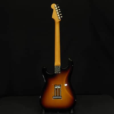 Fender American Vintage 2 1961 Stratocaster 2024 - 3-Tone SUnburst image 6