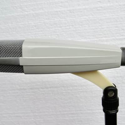 Sennheiser MD 421-2 Cardioid Dynamic Microphone Bild 3