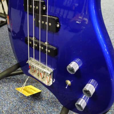 Fernandes Tremor 4X Bass Guitar FREE SHIPPING 4 string Clean image 4