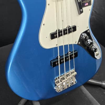 Fender American Vintage II 1966 Jazz Bass®, Rosewood Fingerboard, Lake Placid Blue image 3