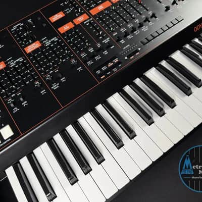 Behringer ODYSSEY Analog Synthesizer with 37 Full-Size Keys (Used) image 4
