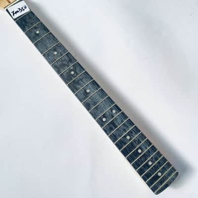 Eko Left Hand Guitar Strat Style Maple Neck, Rosewood Fingerboard 22 Frets image 3