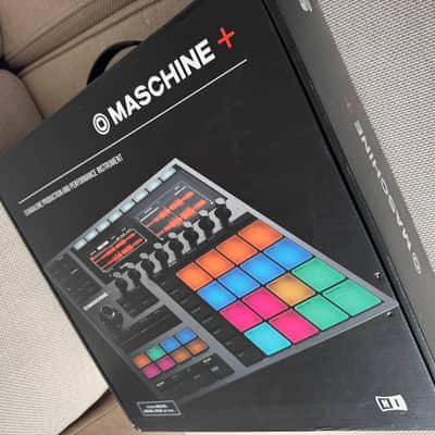 Native Instruments Maschine Plus 2020 - Present - Black image 9